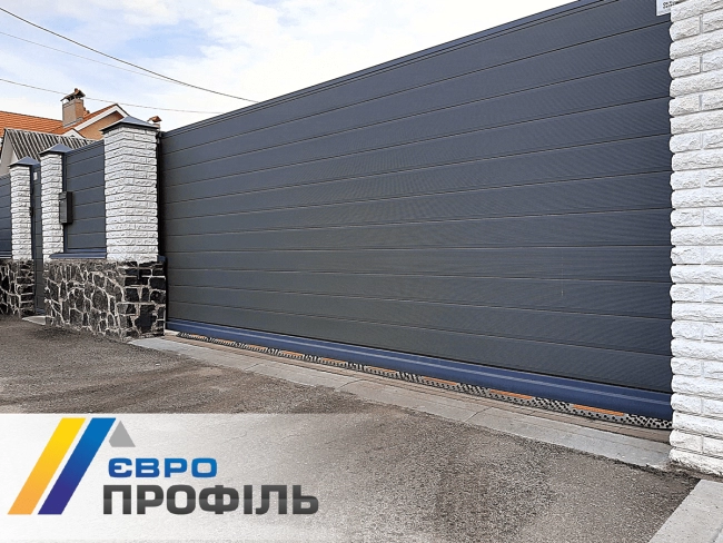 купити Забор "Бесшовная доска" металлическая RAL 7016 mat (антрацит) Германия, г.Черкассы